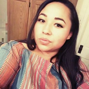 Meet your Posher, Leticia